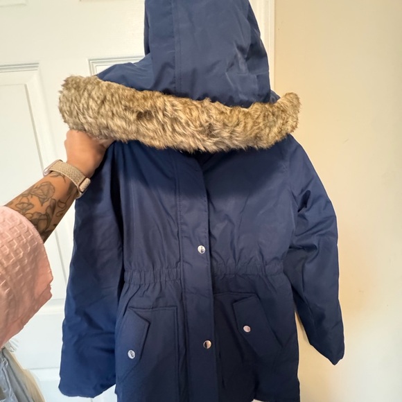 Children's Cozy Navy Puffer Coat - Picture 2 of 6